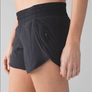Lululemon tracker shorts version iii